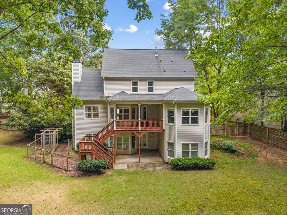 395 Amberbrook CIR Grayson, GA 30017