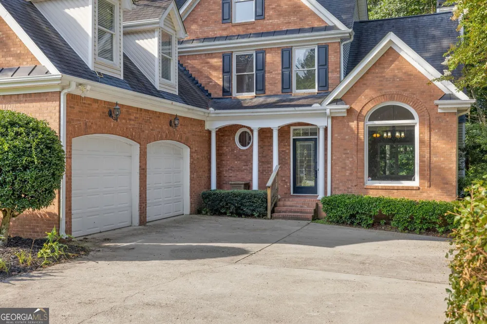 395 Amberbrook CIR Grayson, GA 30017