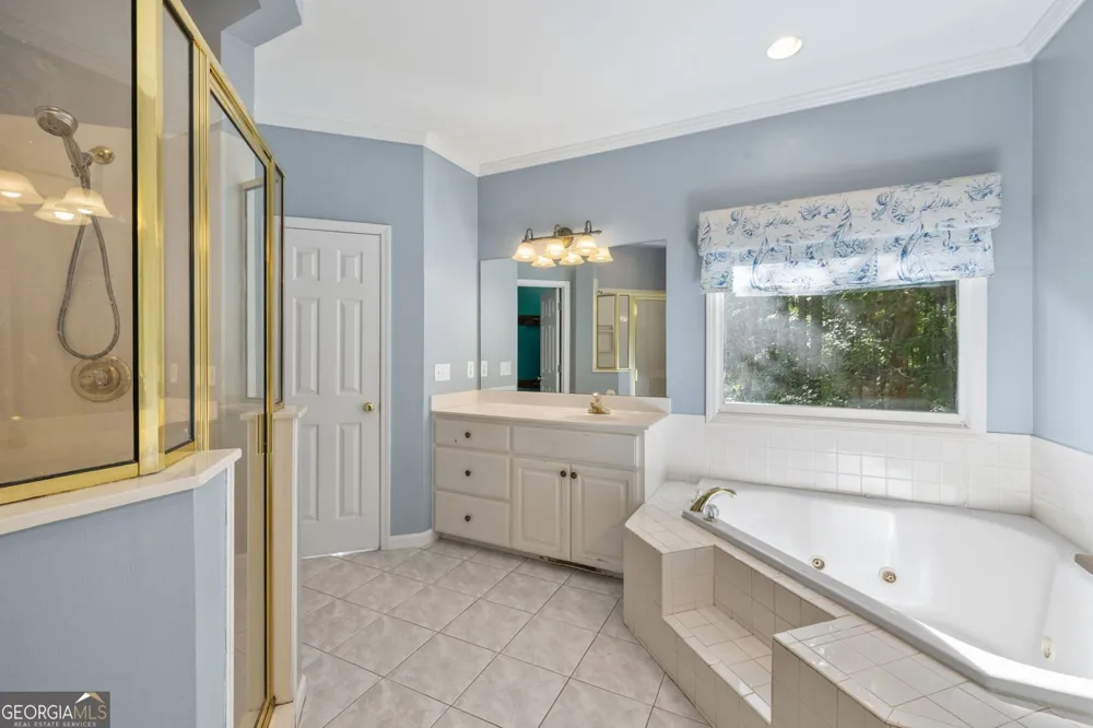 395 Amberbrook CIR Grayson, GA 30017