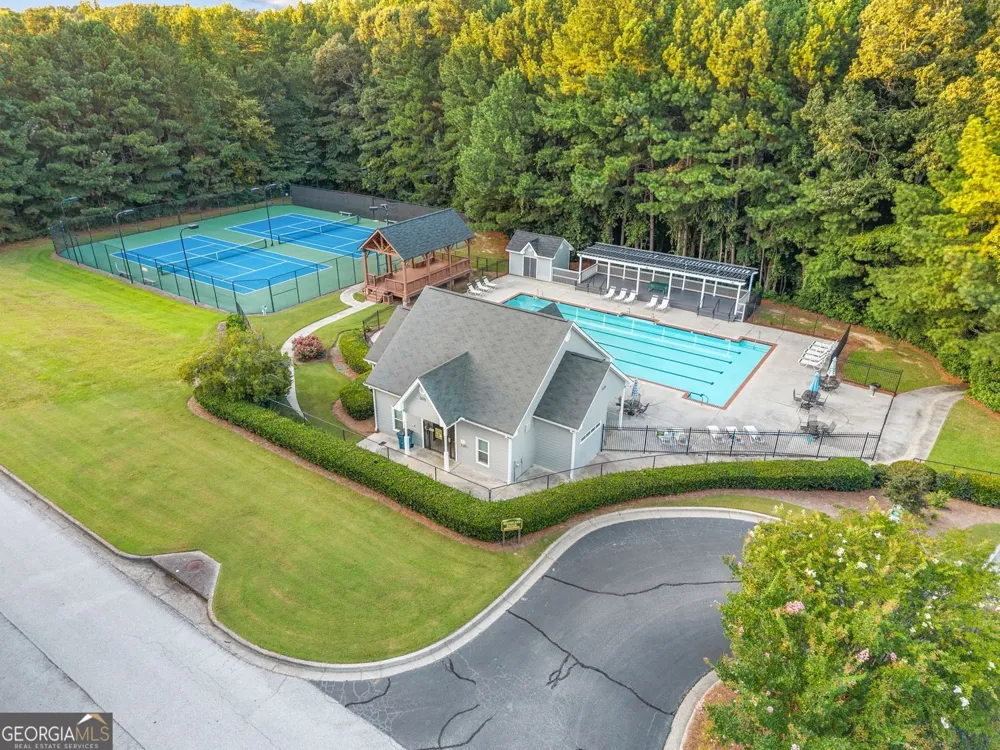 395 Amberbrook CIR Grayson, GA 30017