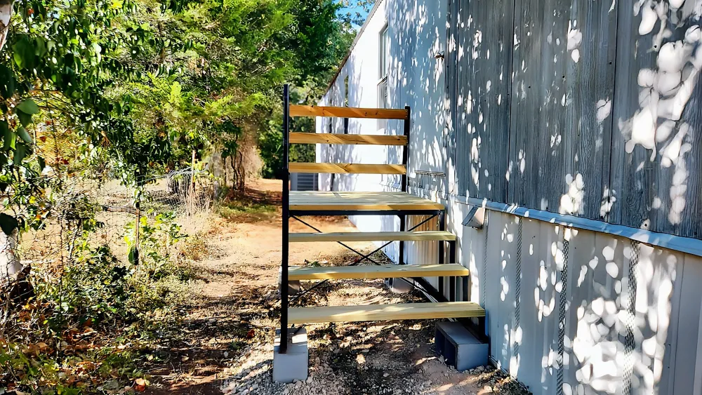 110 Swift Lane Bastrop, TX 78602