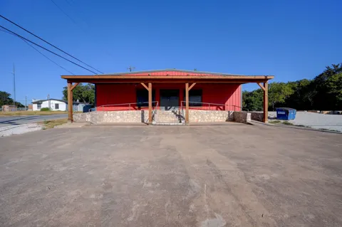 1301 Main Street