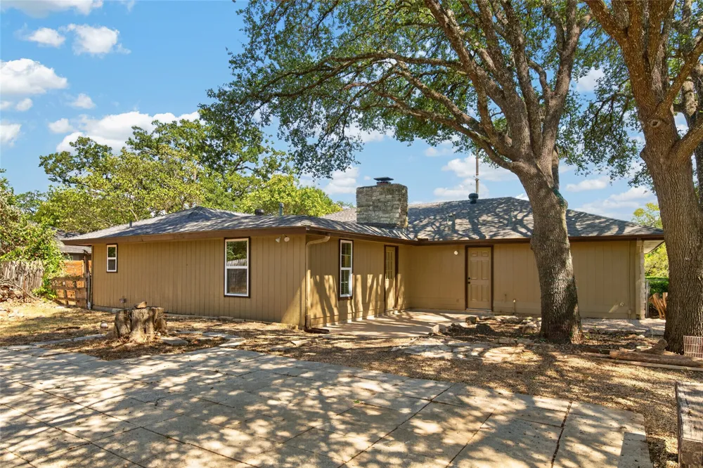 503 Lakeway Drive Georgetown, TX 78628