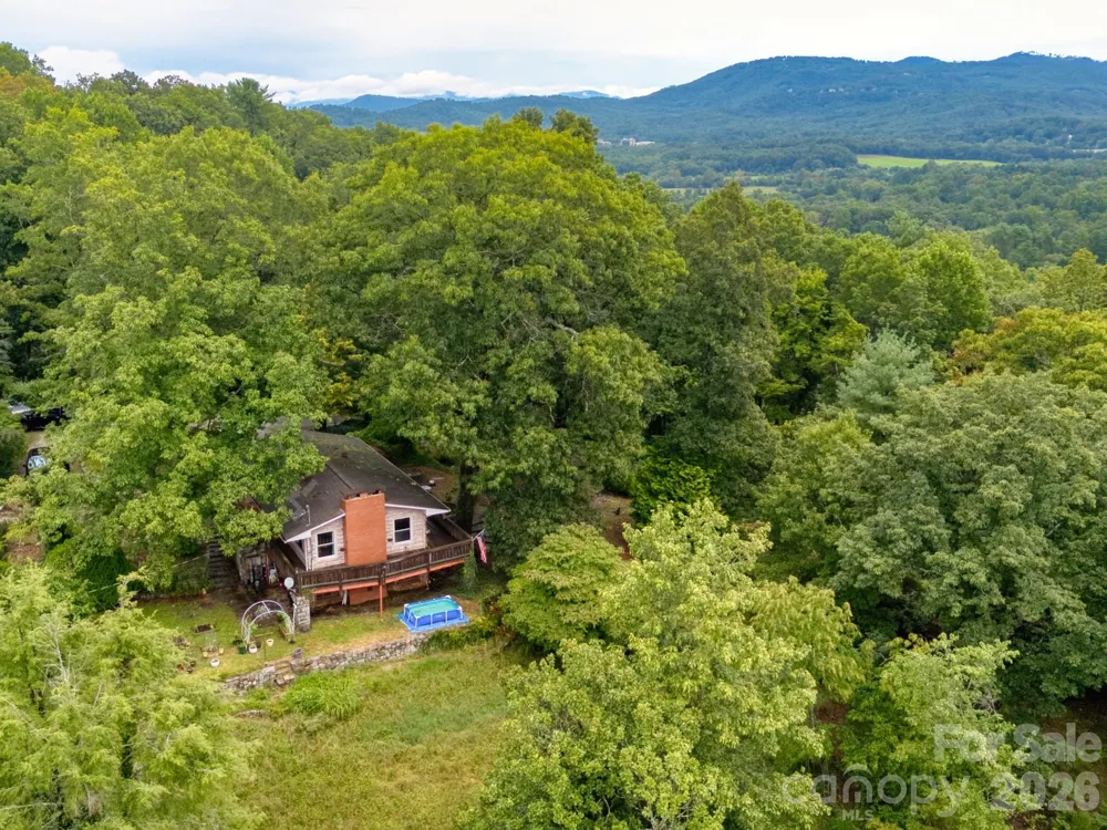 70 Dogwood Drive Hendersonville, NC 28791