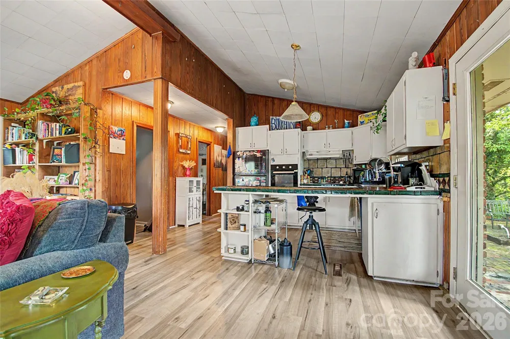 70 Dogwood Drive Hendersonville, NC 28791