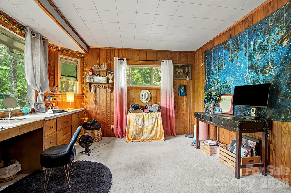 70 Dogwood Drive Hendersonville, NC 28791