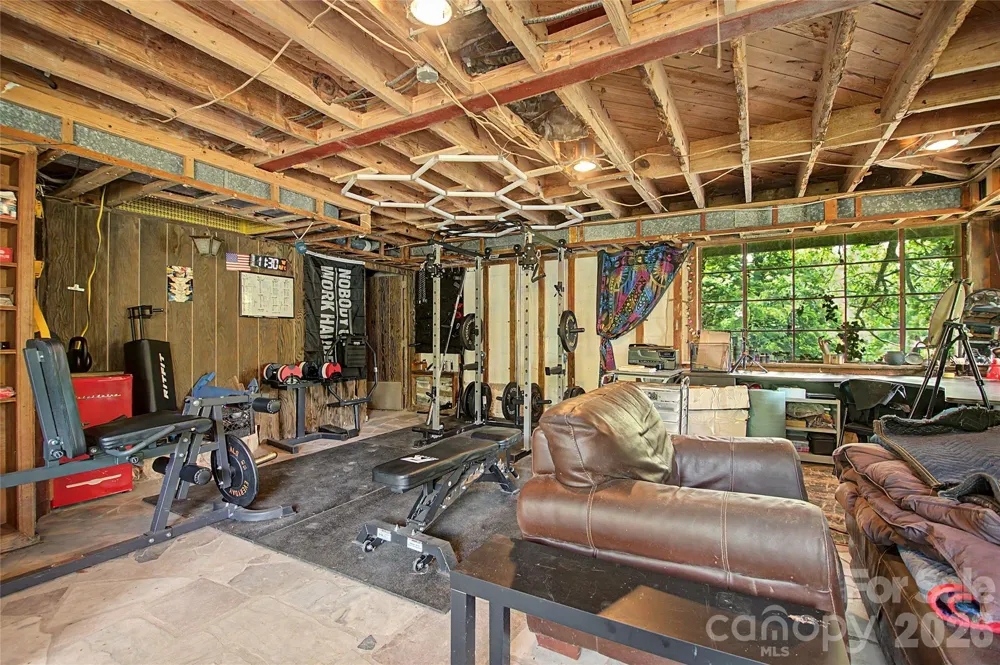 70 Dogwood Drive Hendersonville, NC 28791