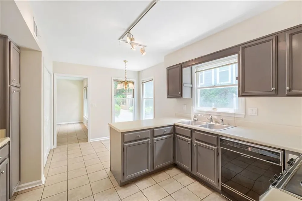 299 Somerlane Place Avondale Estates, GA 30002