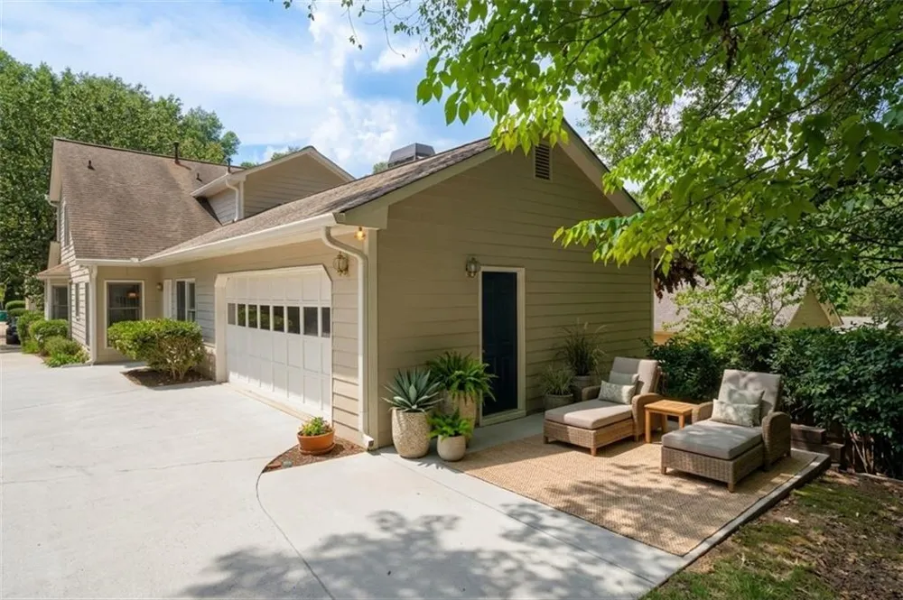 299 Somerlane Place Avondale Estates, GA 30002