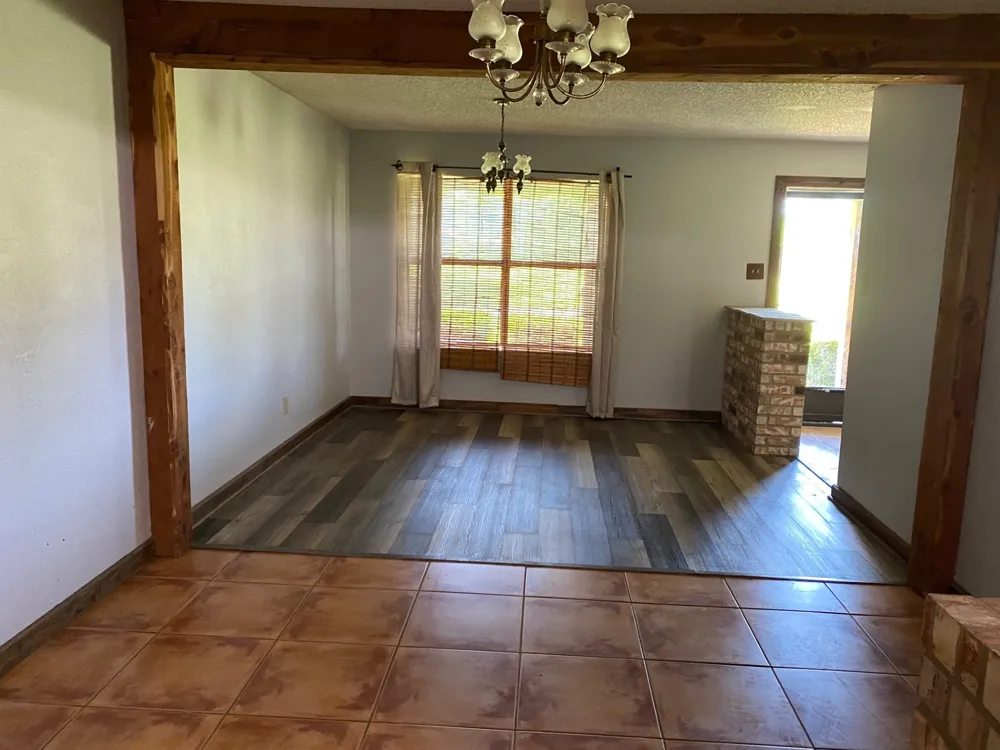 603 W 11th Street Clarksville, TX 75426