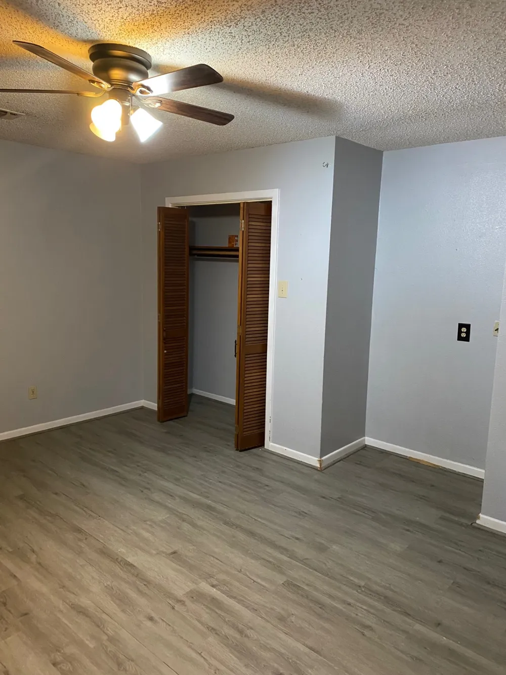 603 W 11th Street Clarksville, TX 75426