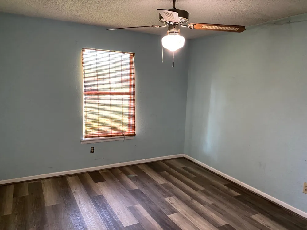 603 W 11th Street Clarksville, TX 75426