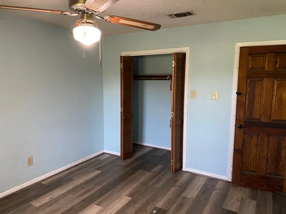 603 W 11th Street Clarksville, TX 75426