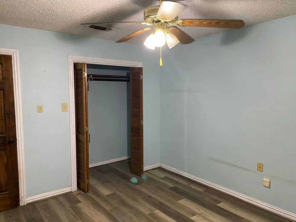 603 W 11th Street Clarksville, TX 75426