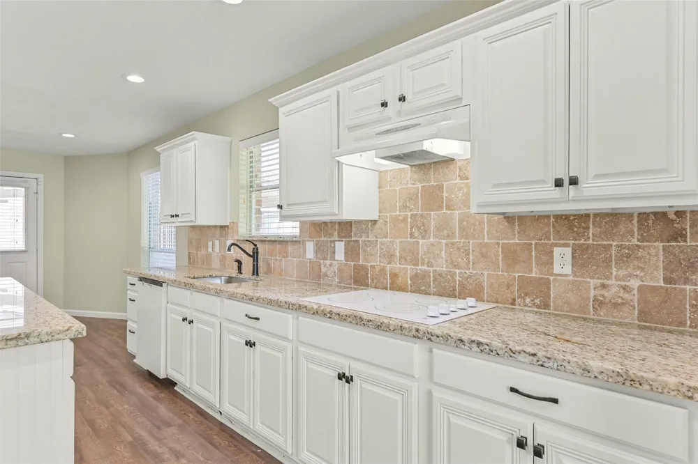 313 Winding Oak Lane S League City, TX 77573