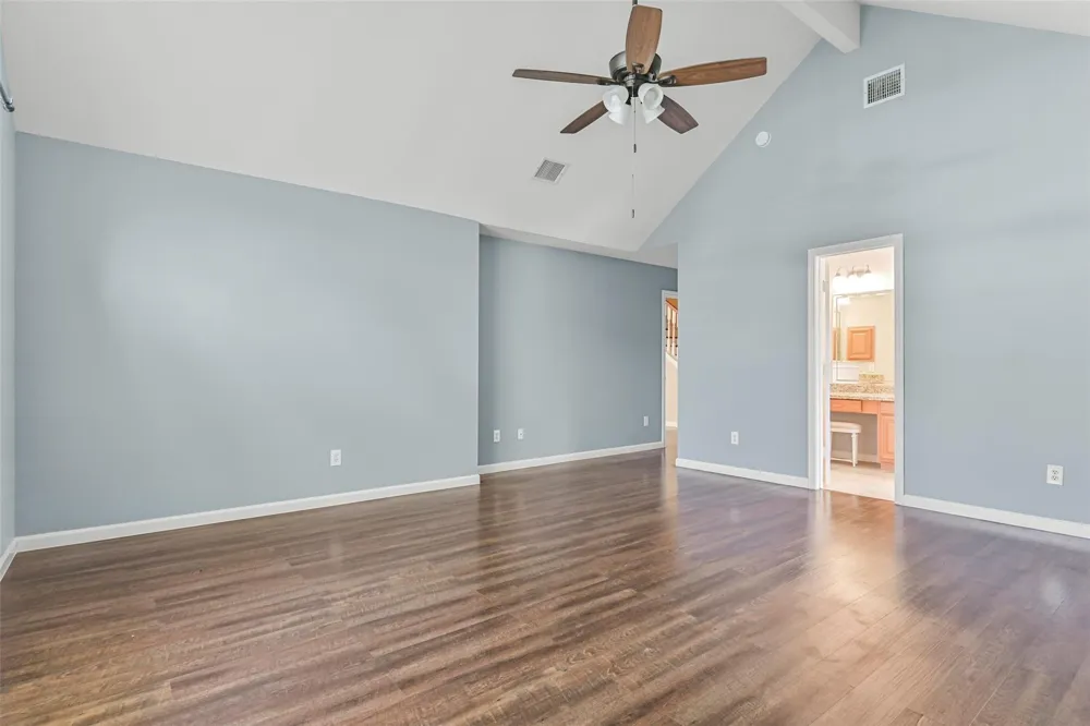 313 Winding Oak Lane S League City, TX 77573