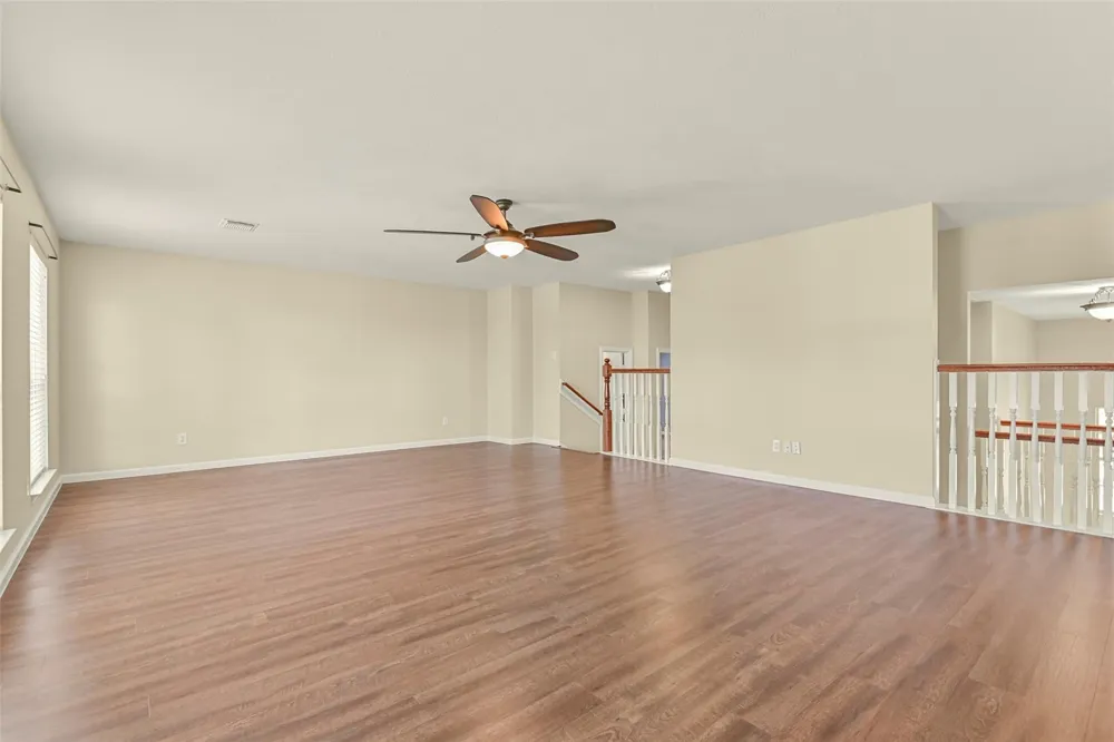 313 Winding Oak Lane S League City, TX 77573