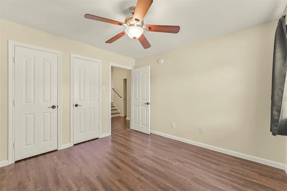 313 Winding Oak Lane S League City, TX 77573