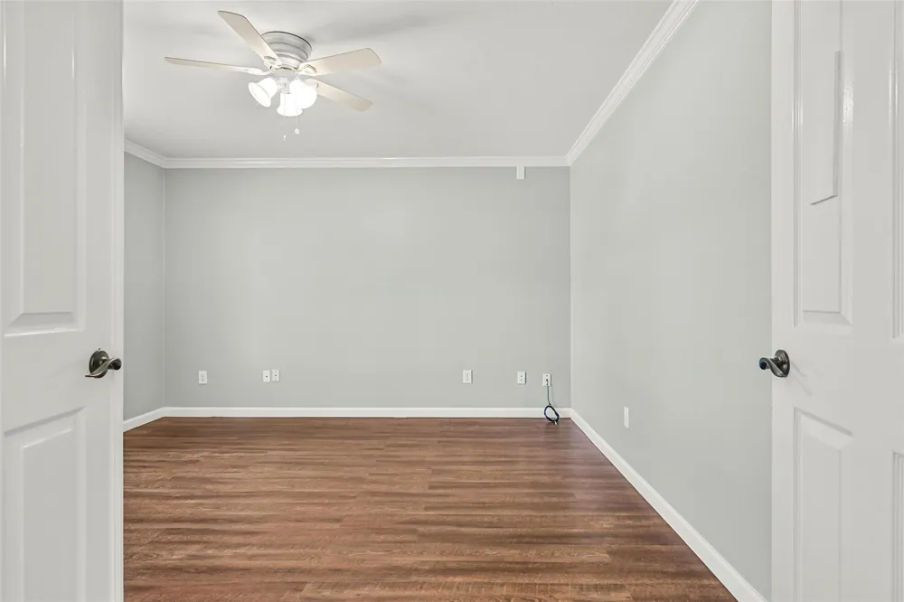 313 Winding Oak Lane S League City, TX 77573