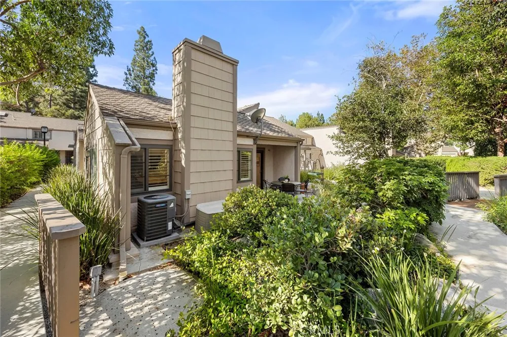 1635 Shady Brook Drive #162 Fullerton, CA 92831