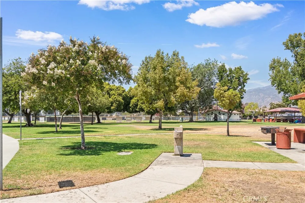 980 Jerez Azusa, CA 91702