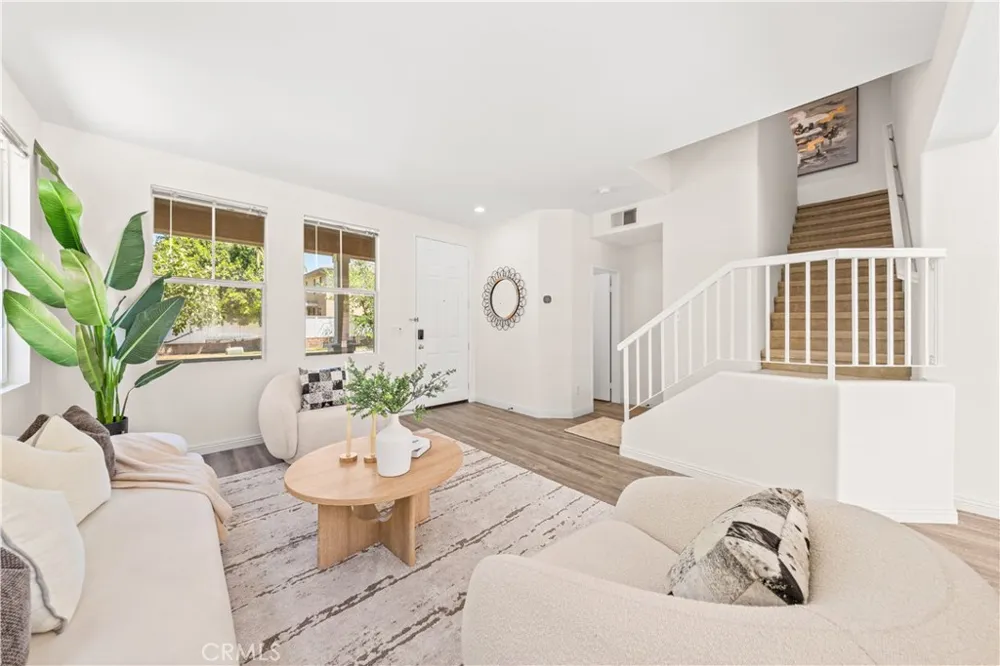 980 Jerez Azusa, CA 91702