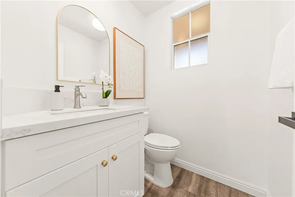 980 Jerez Azusa, CA 91702
