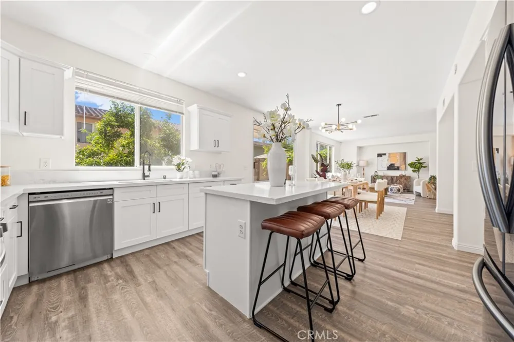 980 Jerez Azusa, CA 91702