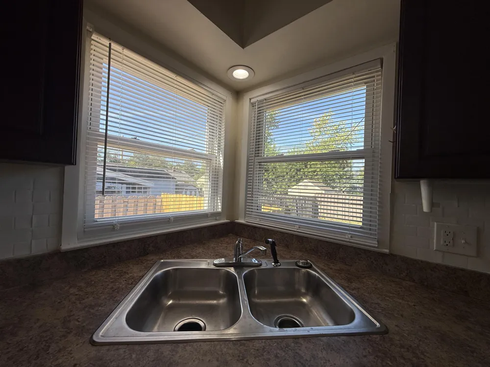 1650 S Harris Ypsilanti, MI 48198