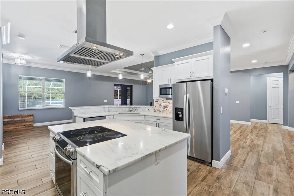 Tide Circle Labelle, FL 33935