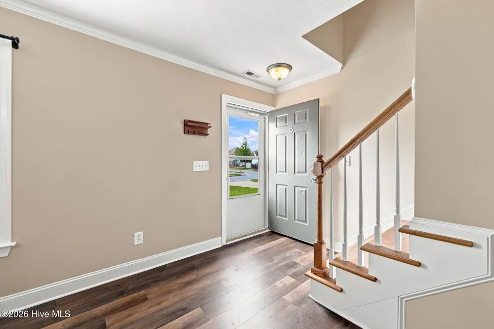 205 South Pointe Drive #B Winterville, NC 28590
