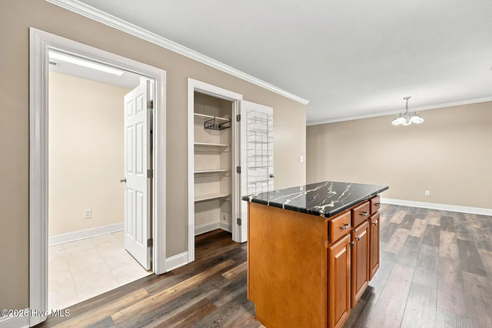 205 South Pointe Drive #B Winterville, NC 28590