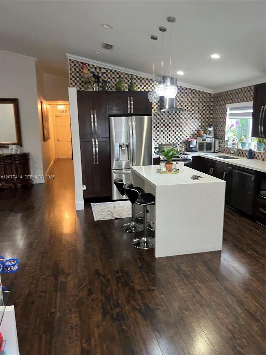 5861 SW 149th Ct Miami, FL 33193
