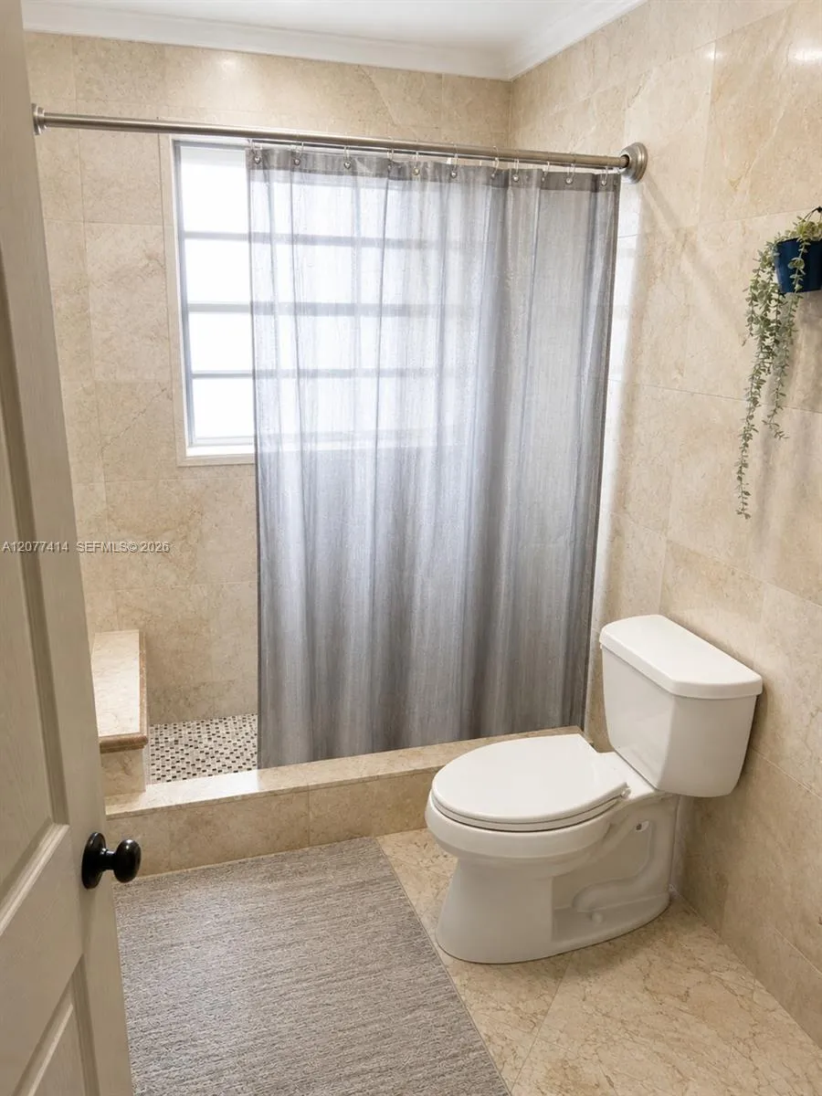 5861 SW 149th Ct Miami, FL 33193