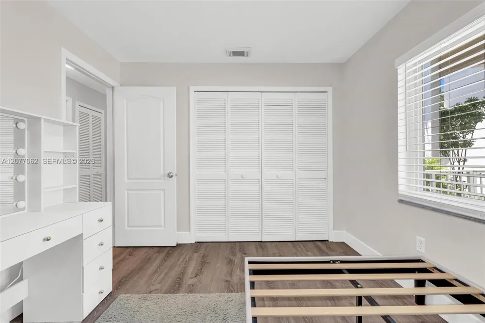 631 SW 176th Ave Pembroke Pines, FL 33029