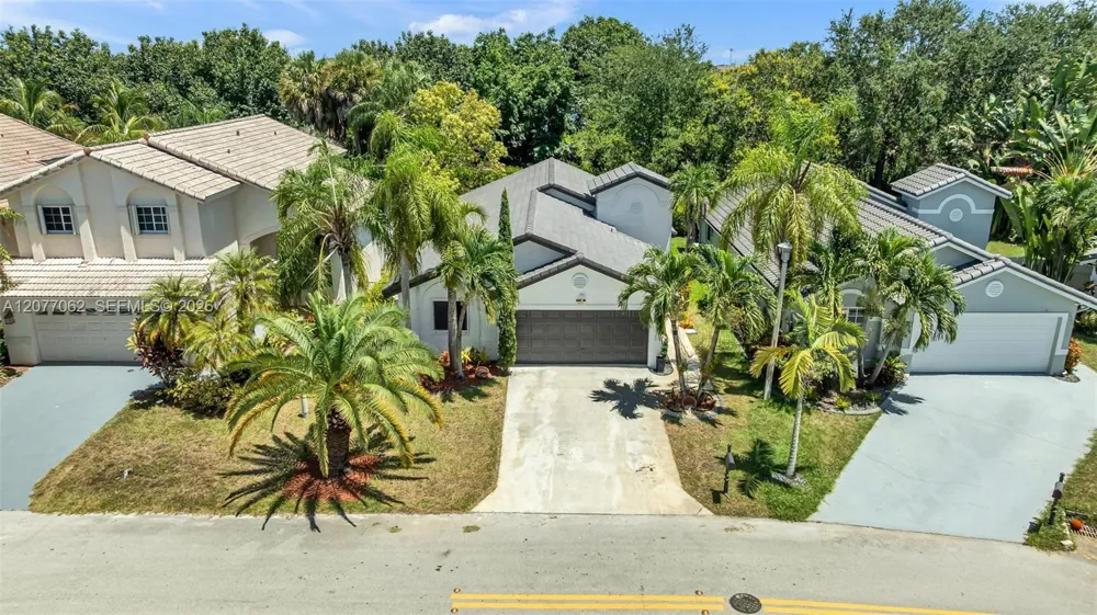 631 SW 176th Ave Pembroke Pines, FL 33029
