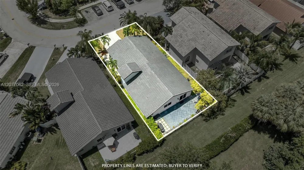 631 SW 176th Ave Pembroke Pines, FL 33029