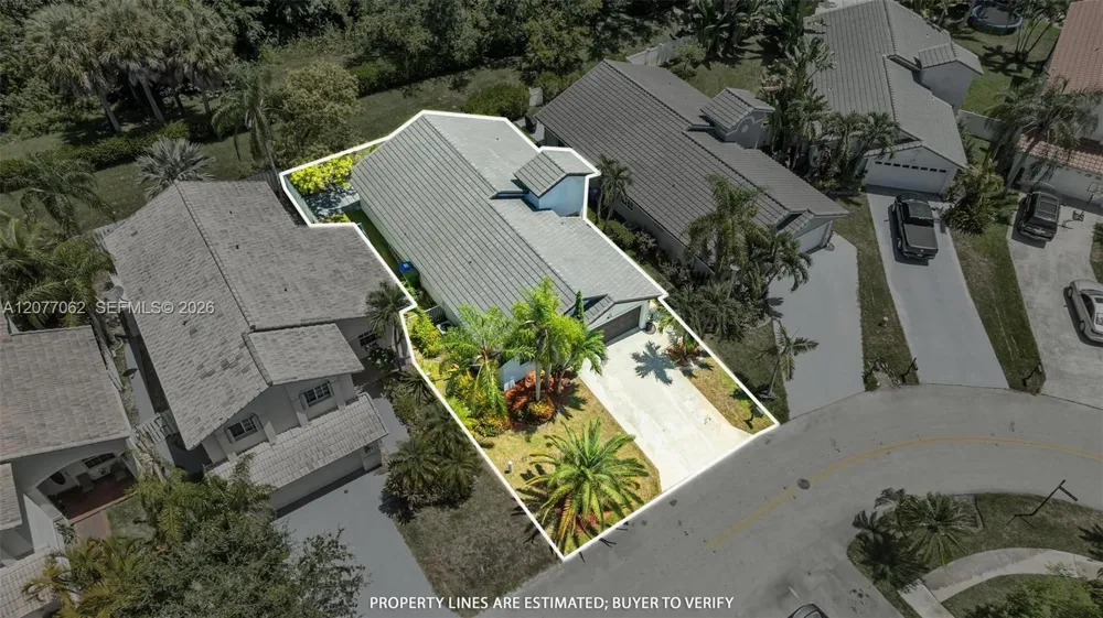 631 SW 176th Ave Pembroke Pines, FL 33029