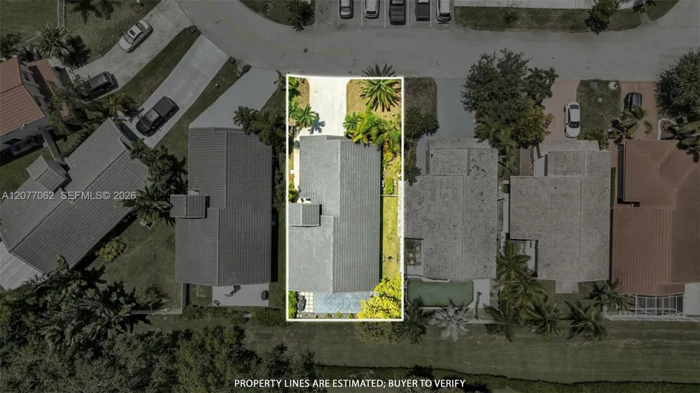 631 SW 176th Ave Pembroke Pines, FL 33029