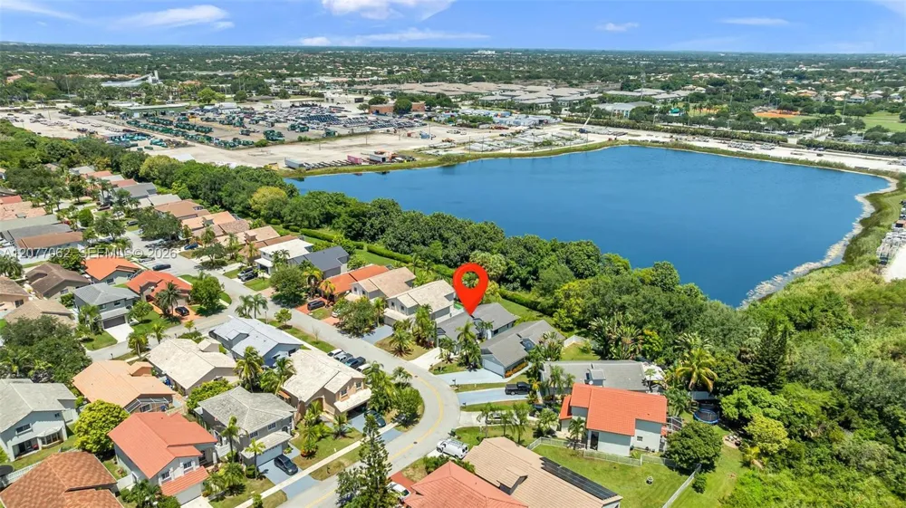 631 SW 176th Ave Pembroke Pines, FL 33029