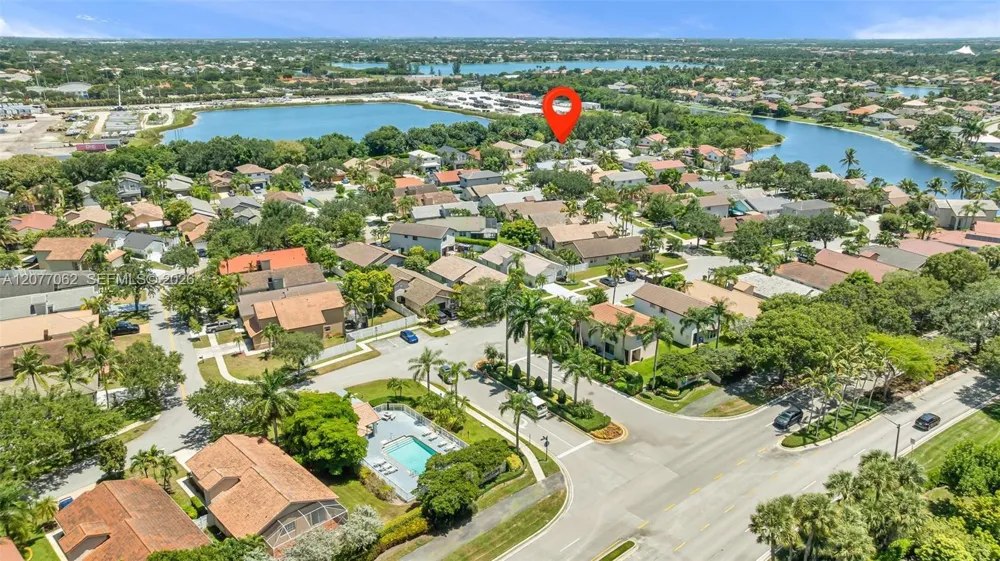 631 SW 176th Ave Pembroke Pines, FL 33029
