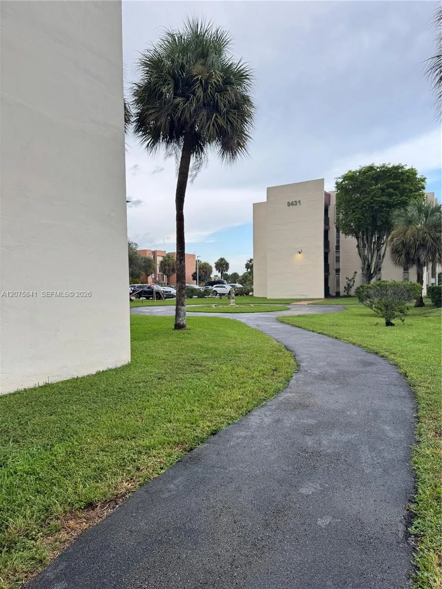 9401 SW 4th St #103 Miami, FL 33174