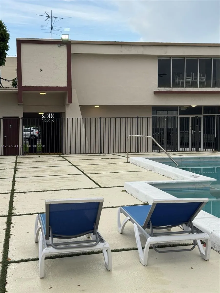 9401 SW 4th St #103 Miami, FL 33174