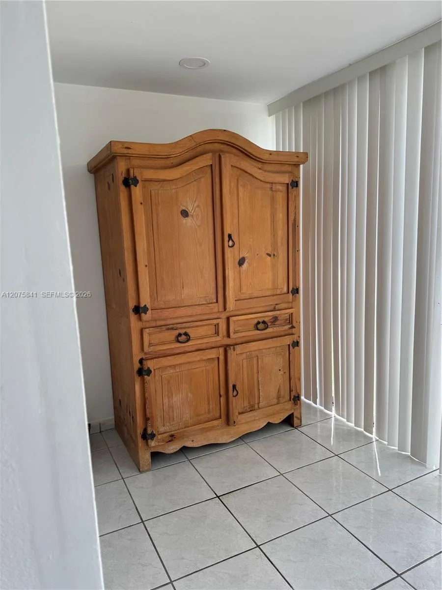 9401 SW 4th St #103 Miami, FL 33174