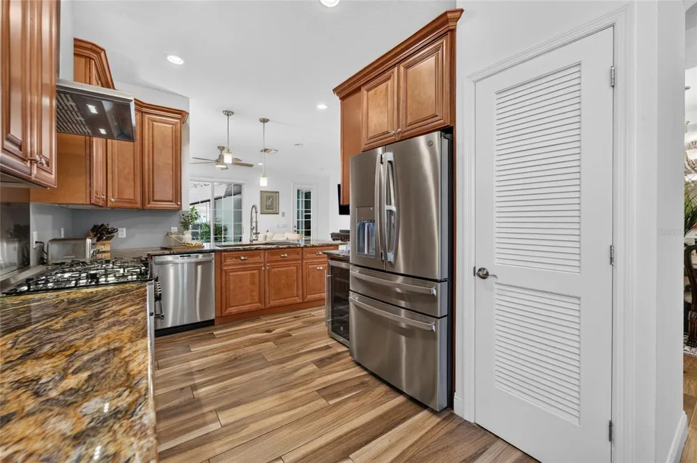 5318 GOLDEN ISLES DRIVE Apollo Beach, FL 33572