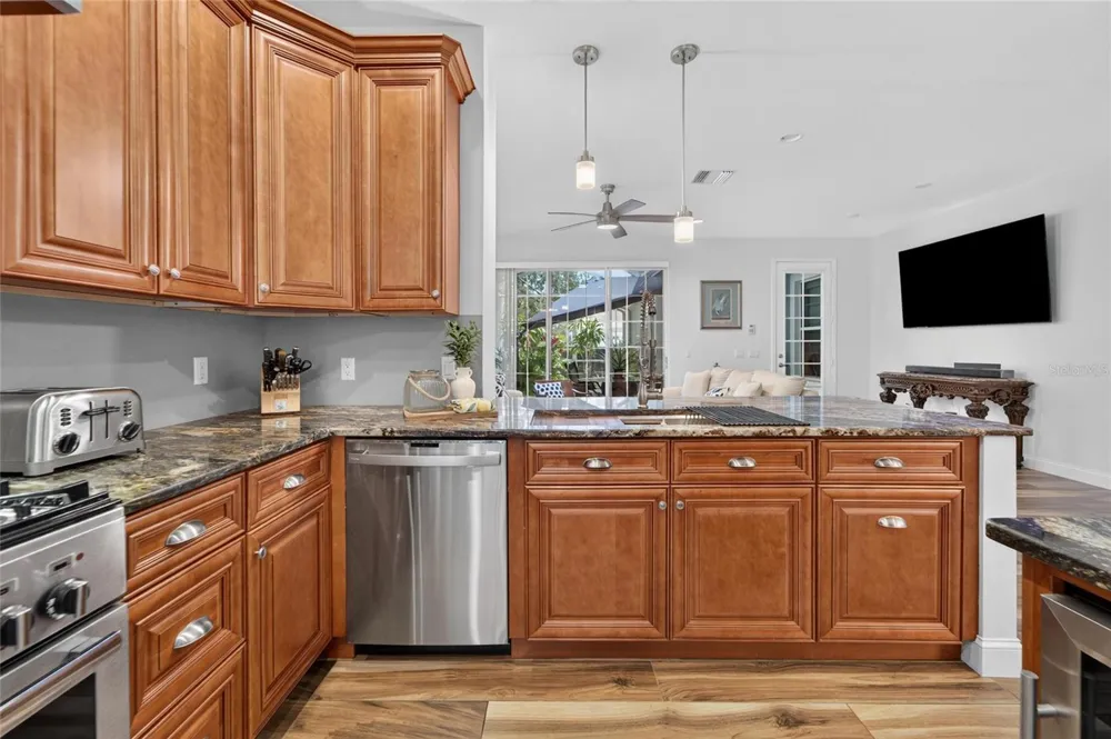 5318 GOLDEN ISLES DRIVE Apollo Beach, FL 33572