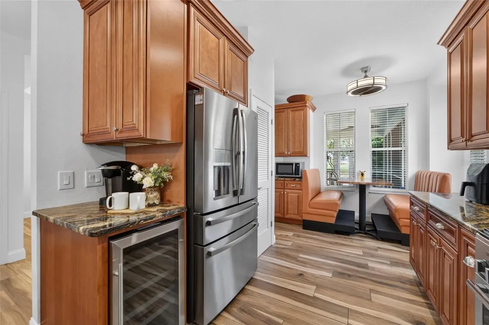 5318 GOLDEN ISLES DRIVE Apollo Beach, FL 33572