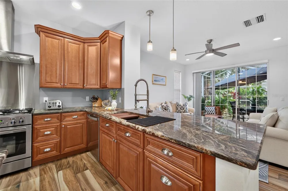 5318 GOLDEN ISLES DRIVE Apollo Beach, FL 33572