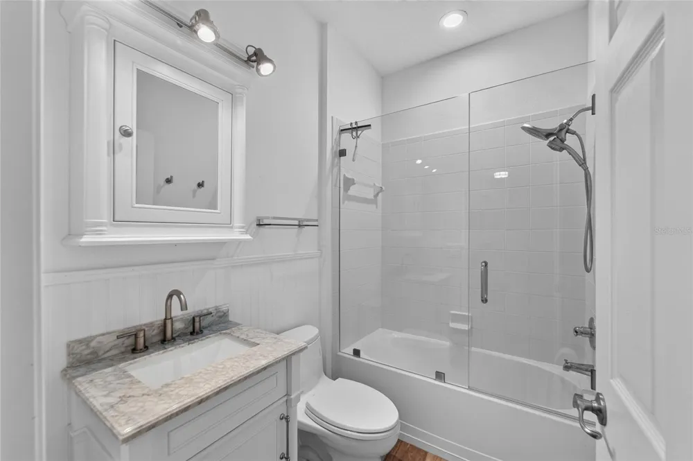 5318 GOLDEN ISLES DRIVE Apollo Beach, FL 33572