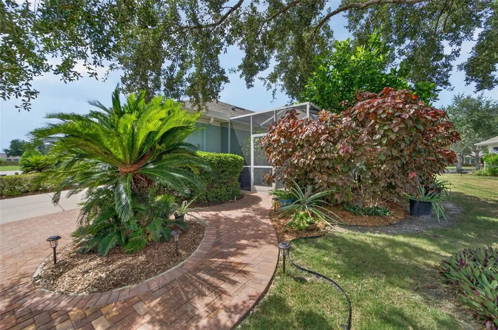 5318 GOLDEN ISLES DRIVE Apollo Beach, FL 33572